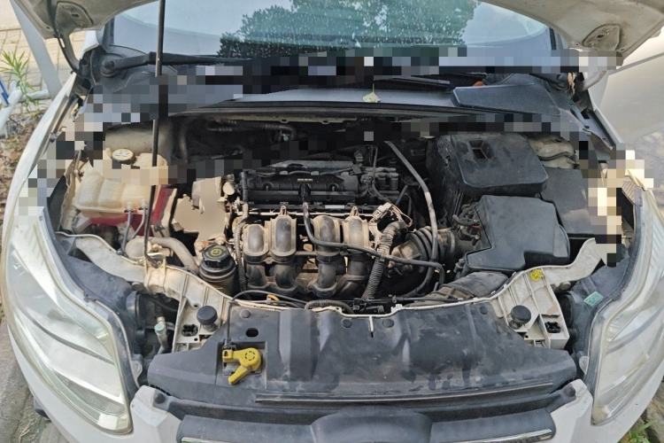 Used Ford Focus 2012 Sedan 1.6L Automatic Comfort Model Engine Bay