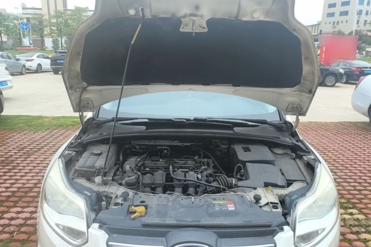 Used Ford Focus 2012 Hatchback 1.6L Automatic Comfort Model Engine Bay