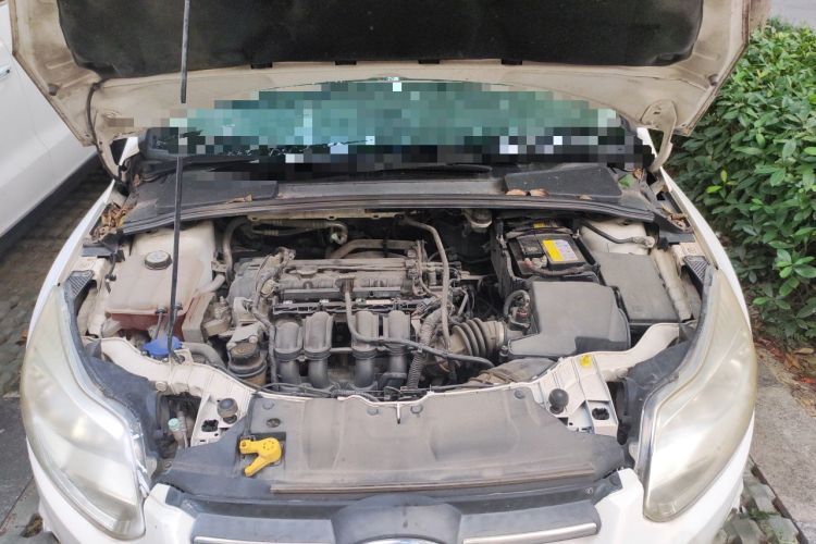 Used Ford Focus 2012 Sedan 1.6L Automatic Fashion Edition Engine Bay