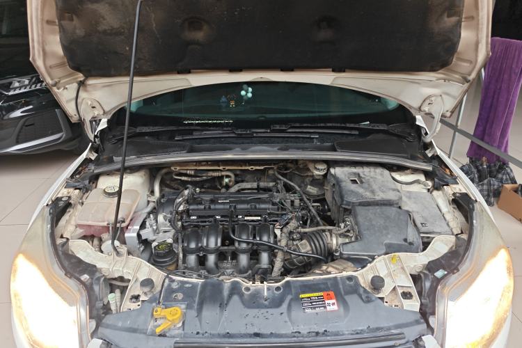 Used Ford Focus 2012 Hatchback 1.6L Automatic Comfort Model Engine Bay