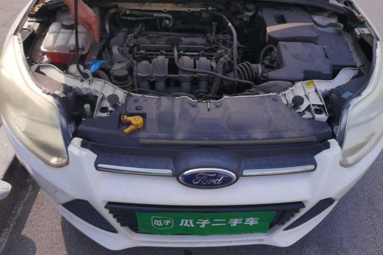 Used Ford Focus 2012 Sedan 1.6L Automatic Fashion Edition Engine Bay