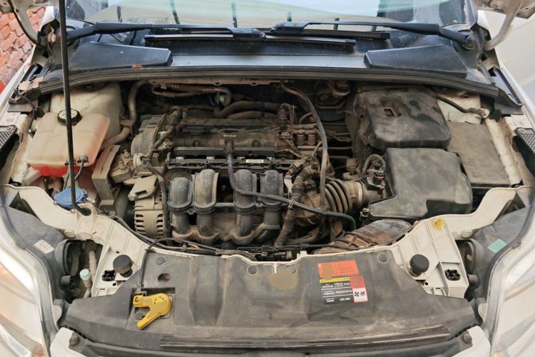 Used Ford Focus 2012 Sedan 1.6L Manual Comfort Model Engine Bay