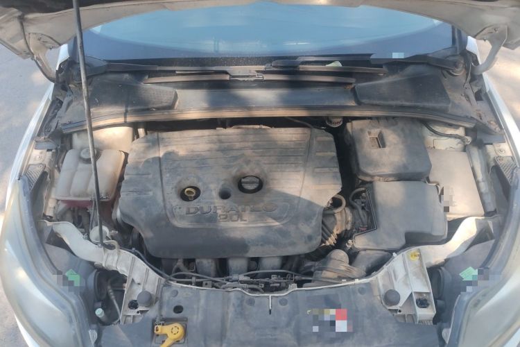 Used Ford Focus 2012 Hatchback 2.0L Automatic Luxury Sport Model Engine Bay