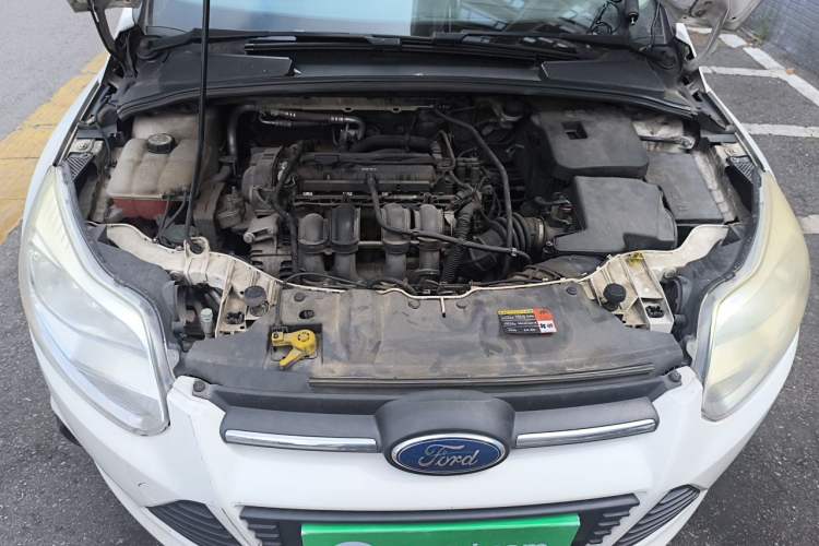 Used Ford Focus 2012 Sedan 1.6L Manual Comfort Model Engine Bay