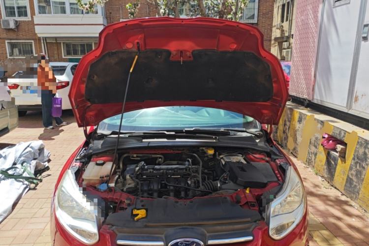 Used Ford Focus 2012 Hatchback 1.6L Automatic Comfort Model Engine Bay