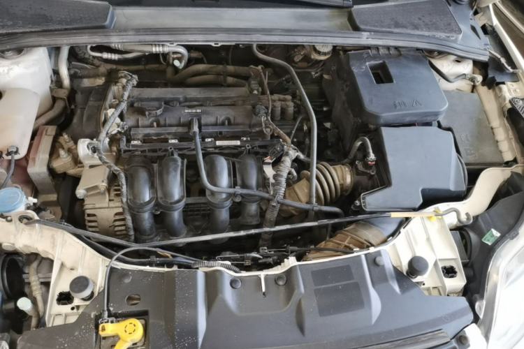 Used Ford Focus 2012 Sedan 1.6L Manual Comfort Model Engine Bay