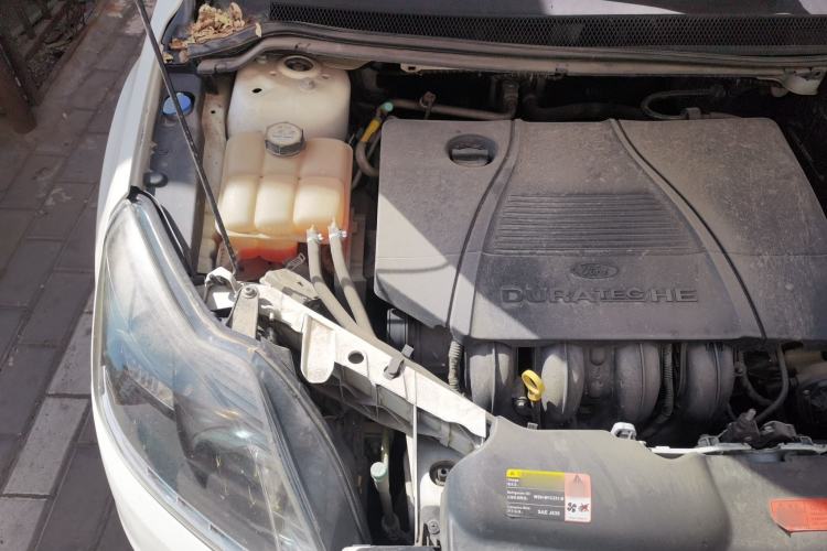 Used Ford Focus 2012 Hatchback Classic 1.8L Manual Base Model Engine Bay Right