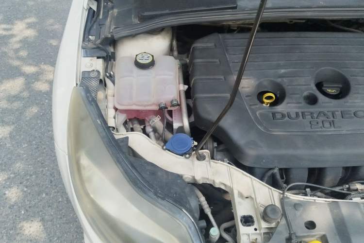 Used Ford Focus 2012 Hatchback 2.0L Manual Luxury Sport Model Engine Bay Right