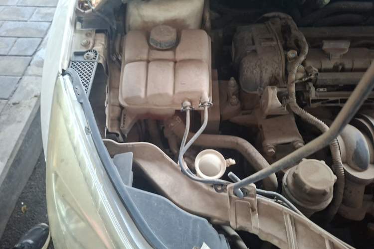 Used Ford Focus 2012 Hatchback 1.6L Automatic Fashion Edition Engine Bay Right