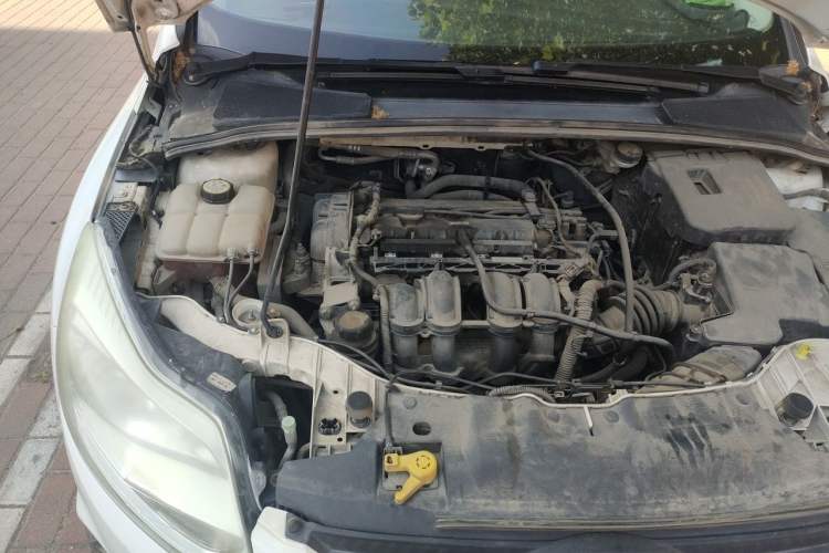 Used Ford Focus 2012 Sedan 1.6L Automatic Fashion Edition Engine Bay Right