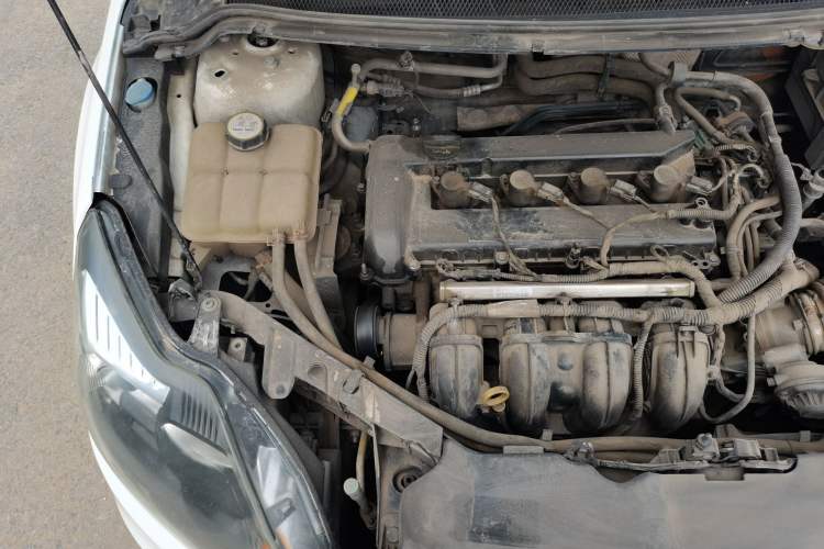 Used Ford Focus 2012 Hatchback Classic 1.8L Automatic Base Model Engine Bay Right