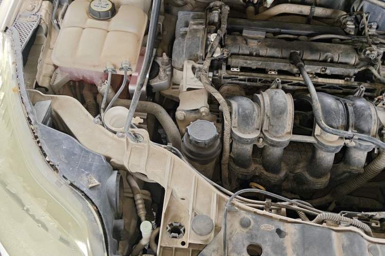Used Ford Focus 2012 Hatchback 1.6L Automatic Comfort Model Engine Bay Right