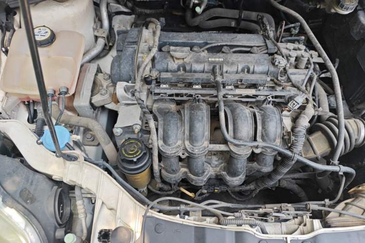 Used Ford Focus 2012 Hatchback 1.6L Automatic Comfort Model Engine Bay Right