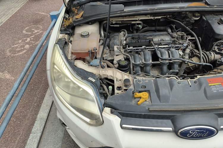 Used Ford Focus 2012 Sedan 1.6L Automatic Fashion Edition Engine Bay Right