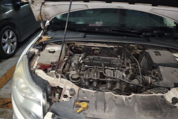 Used Ford Focus 2012 Sedan 1.6L Automatic Fashion Edition Engine Bay Right