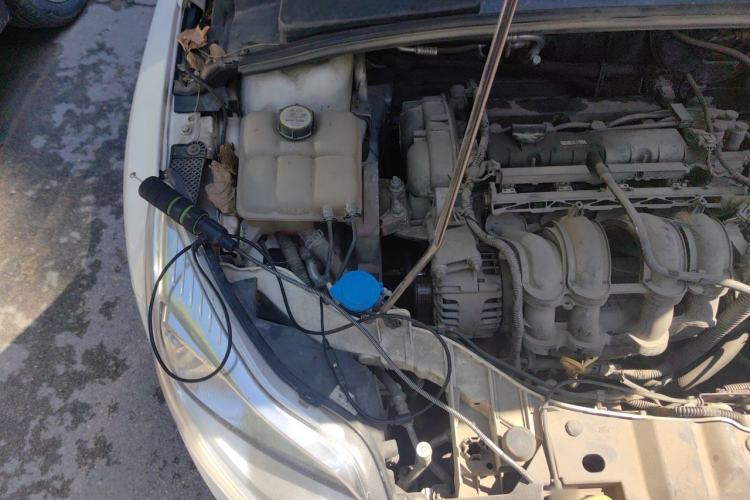 Used Ford Focus 2012 Sedan 1.6L Manual Fashion Edition Engine Bay Right