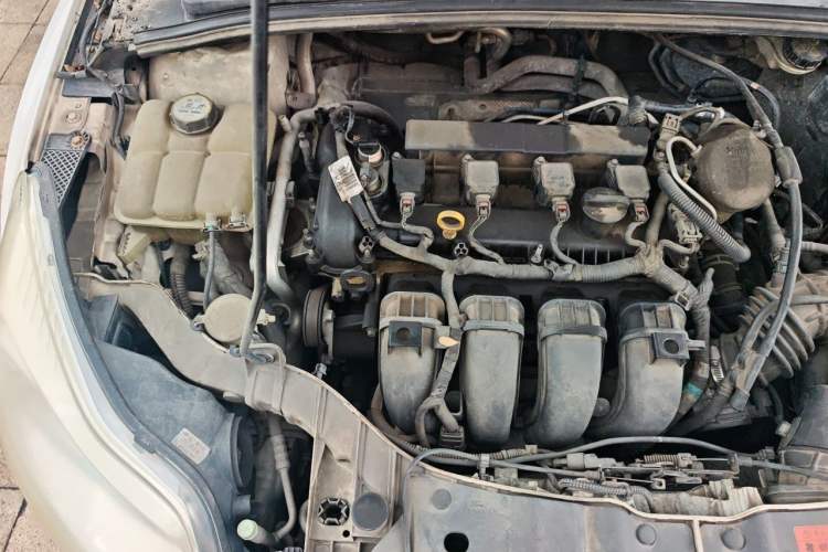 Used Ford Focus 2012 Sedan 2.0L Automatic Flagship Model Engine Bay Right