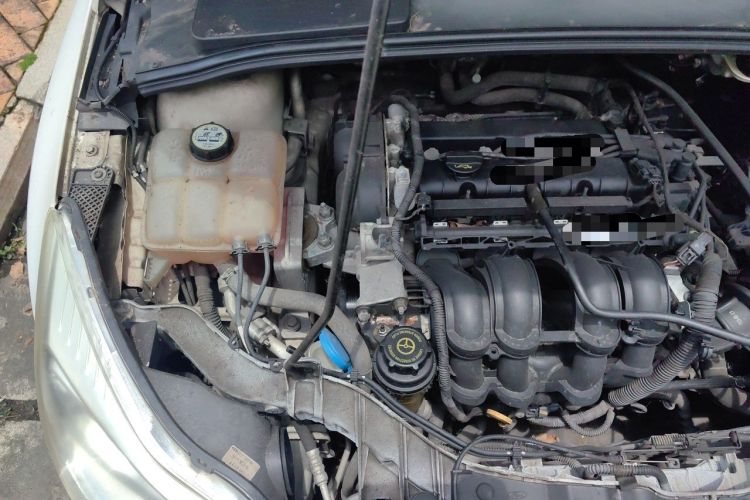 Used Ford Focus 2012 Hatchback 1.6L Automatic Fashion Edition Engine Bay Right