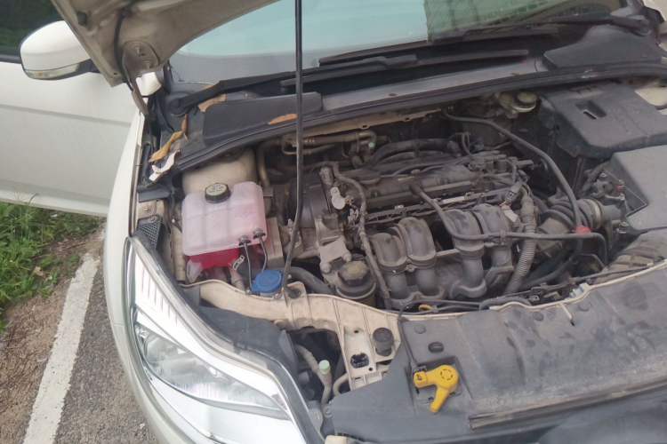 Used Ford Focus 2012 Sedan 1.6L Automatic Fashion Edition Engine Bay Right