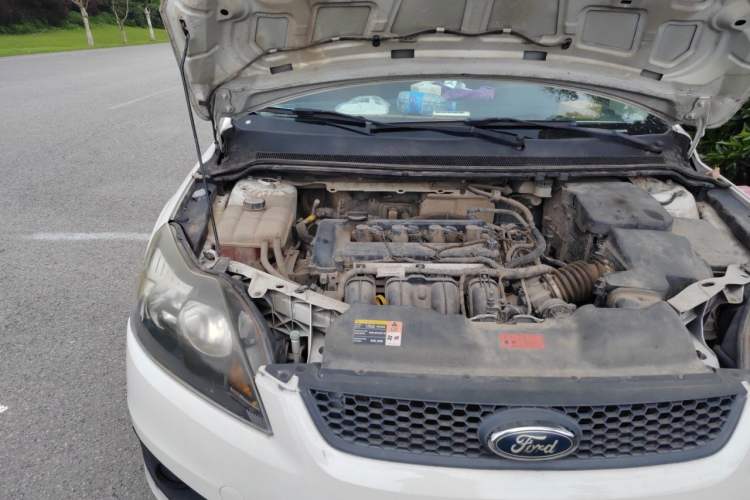 Used Ford Focus 2012 Hatchback Classic 1.8L Automatic Base Model Engine Bay Right