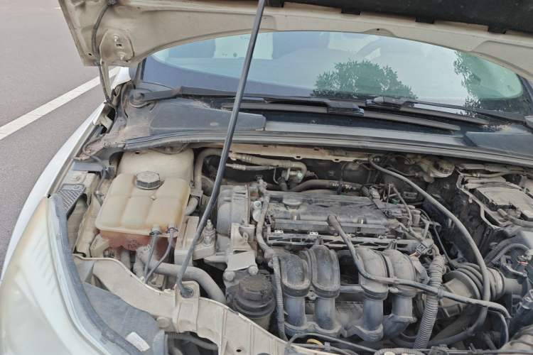 Used Ford Focus 2012 Sedan 1.6L Automatic Fashion Edition Engine Bay Right