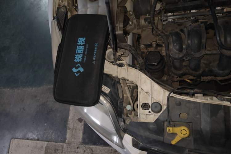 Used Ford Focus 2012 Hatchback 1.6L Automatic Fashion Edition Engine Bay Right