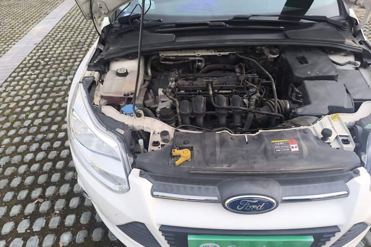Used Ford Focus 2012 Sedan 1.6L Automatic Fashion Edition Engine Bay Right