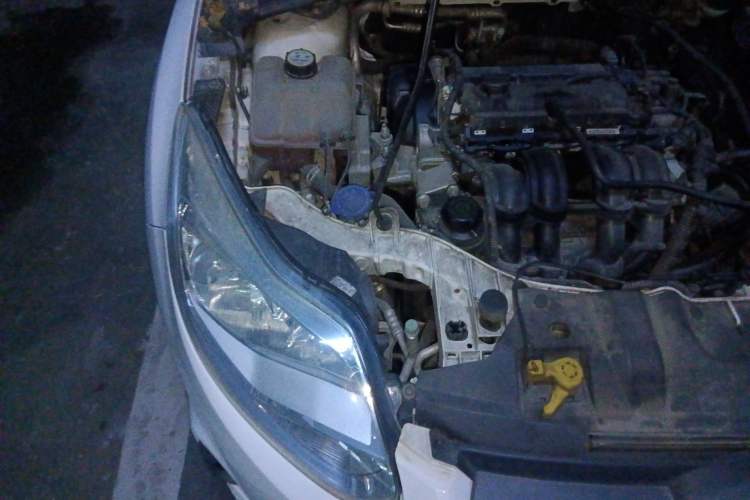 Used Ford Focus 2012 Sedan 1.6L Automatic Comfort Model Engine Bay Right