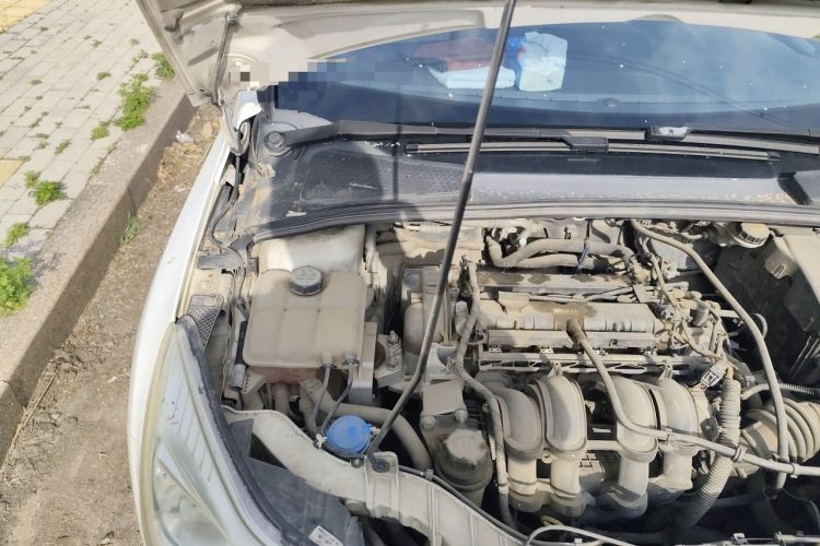 Used Ford Focus 2012 Hatchback 1.6L Automatic Fashion Edition Engine Bay Right