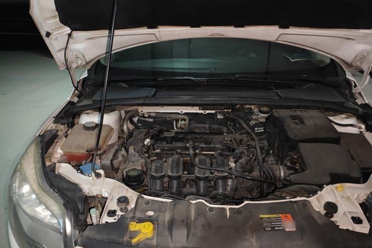 Used Ford Focus 2012 Sedan 1.6L Automatic Fashion Edition Engine Bay Right