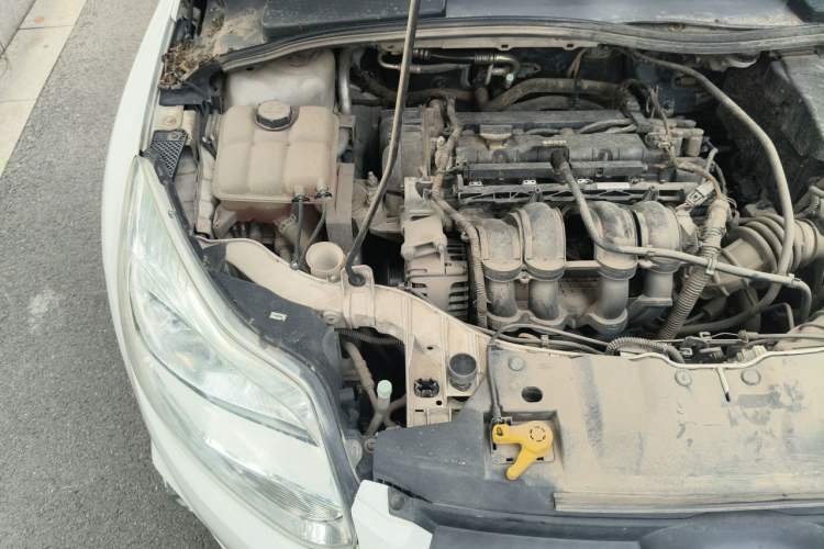 Used Ford Focus 2012 Hatchback 1.6L Manual Fashion Edition Engine Bay Right