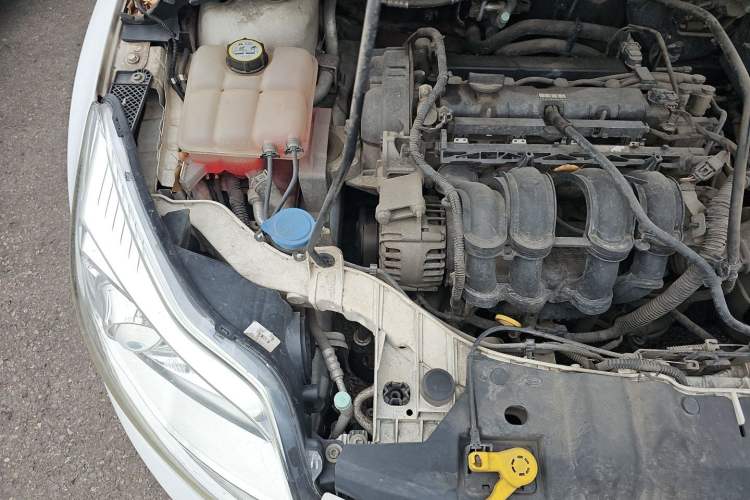 Used Ford Focus 2012 Hatchback 1.6L Manual Comfort Model Engine Bay Right
