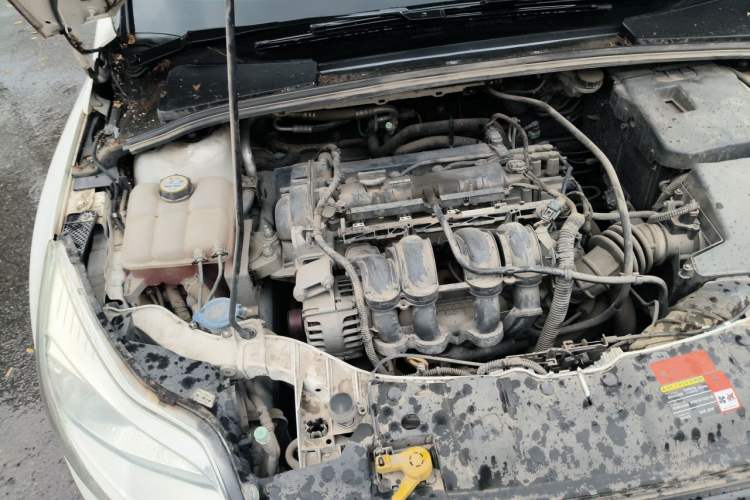 Used Ford Focus 2012 Hatchback 1.6L Manual Fashion Edition Engine Bay Right
