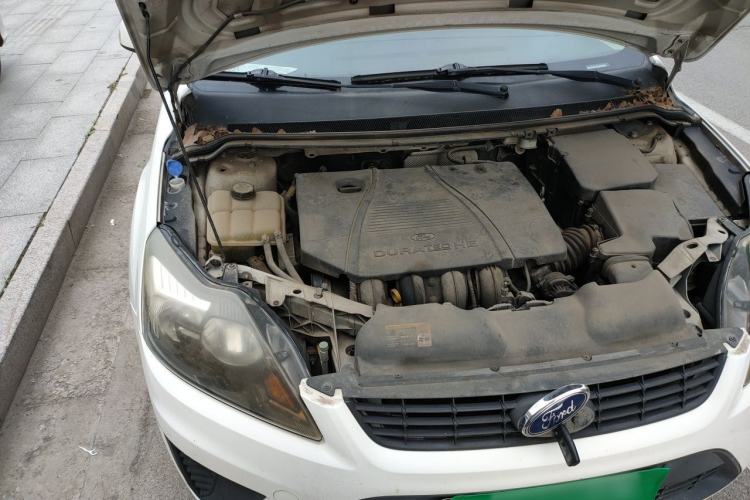 Used Ford Focus 2012 Hatchback Classic 1.8L Automatic Fashion Edition Engine Bay Right