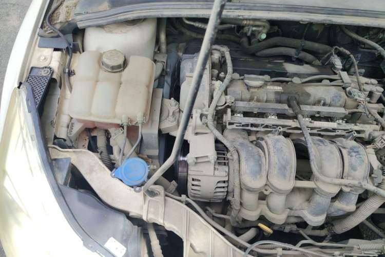 Used Ford Focus 2012 Sedan 1.6L Manual Fashion Edition Engine Bay Right