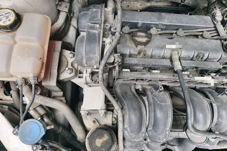 Used Ford Focus 2012 Sedan 1.6L Automatic Fashion Edition Engine Bay Right