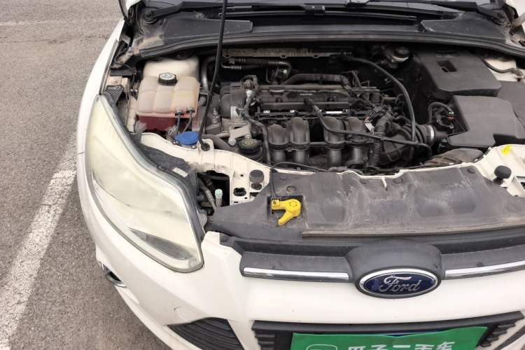 Used Ford Focus 2012 Hatchback 1.6L Automatic Fashion Edition Engine Bay Right
