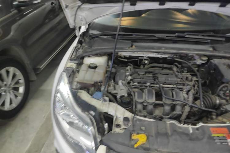 Used Ford Focus 2012 Sedan 1.6L Automatic Fashion Edition Engine Bay Right