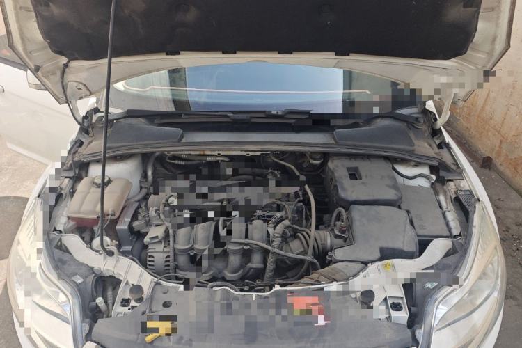 Used Ford Focus 2012 Sedan 1.6L Manual Fashion Edition Engine Bay