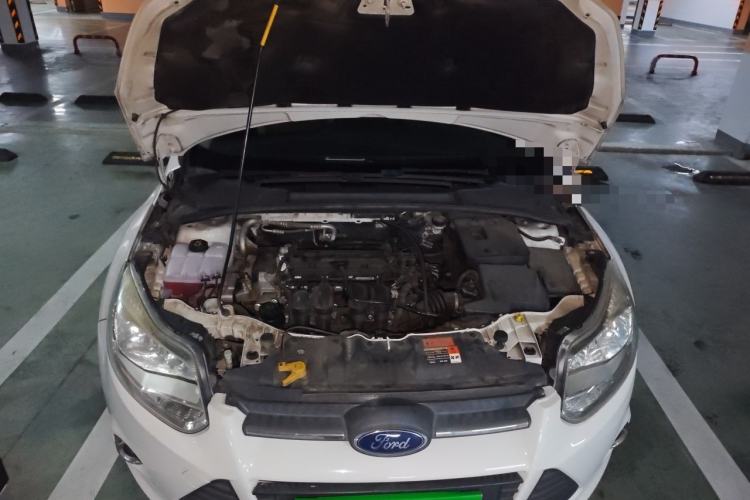 Used Ford Focus 2012 Sedan 1.6L Automatic Fashion Edition Engine Bay