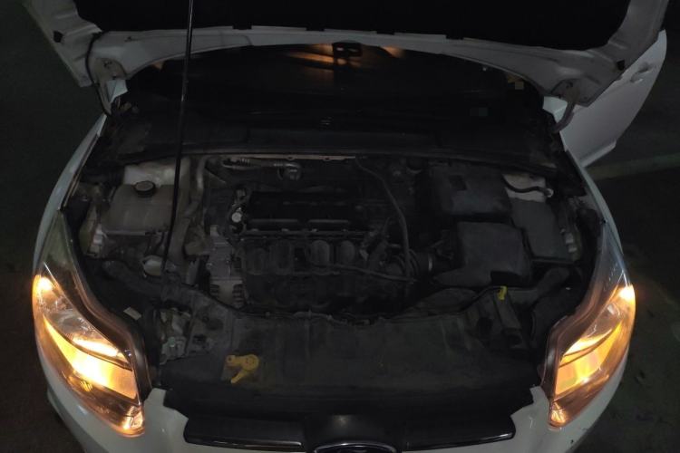 Used Ford Focus 2012 Hatchback 1.6L Manual Comfort Model Engine Bay