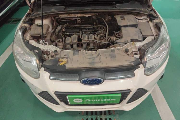 Used Ford Focus 2012 Sedan 1.6L Manual Comfort Model Engine Bay