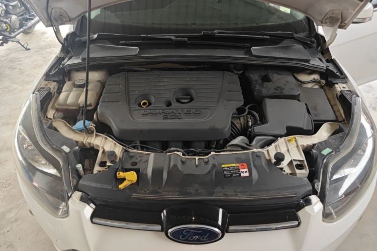 Used Ford Focus 2012 Hatchback 2.0L Automatic Luxury Sport Model Engine Bay