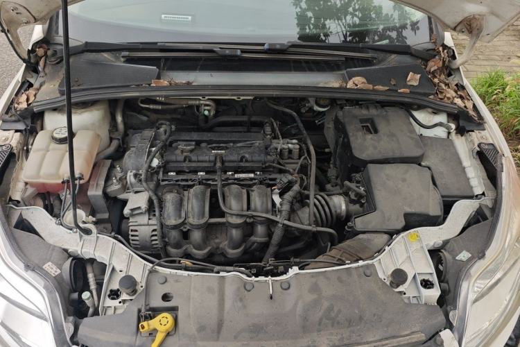 Used Ford Focus 2012 Hatchback 1.6L Manual Fashion Edition Engine Bay