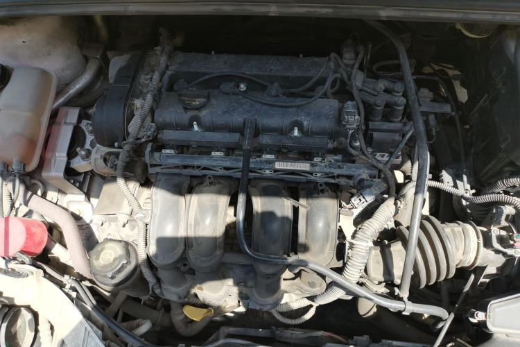 Used Ford Focus 2012 Sedan 1.6L Automatic Comfort Model Engine Bay