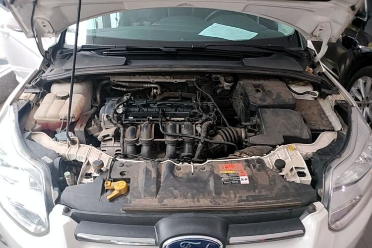 Used Ford Focus 2012 Hatchback 1.6L Manual Fashion Edition Engine Bay