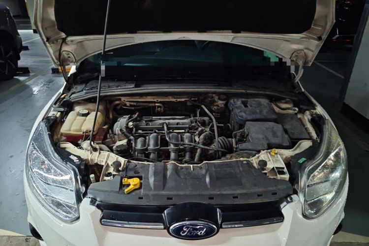Used Ford Focus 2012 Hatchback 1.6L Automatic Comfort Model Engine Bay