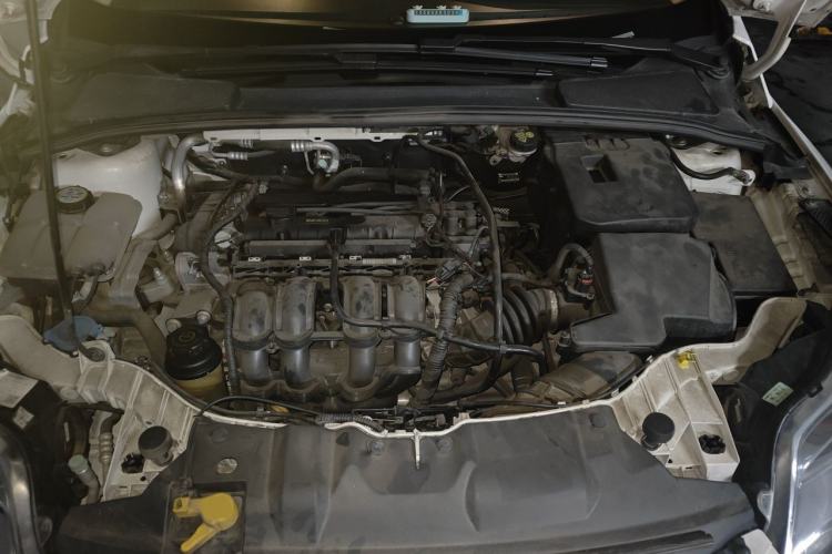 Used Ford Focus 2012 Hatchback 1.6L Automatic Fashion Edition Engine Bay