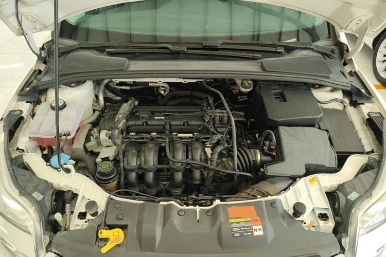 Used Ford Focus 2012 Sedan 1.6L Automatic Comfort Model Engine Bay