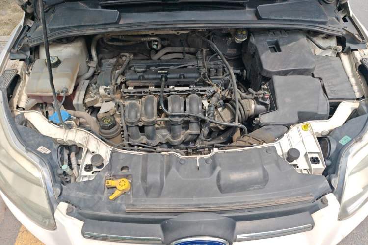 Used Ford Focus 2012 Hatchback 1.6L Automatic Comfort Model Engine Bay